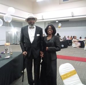 Meet your Posher, Lionel